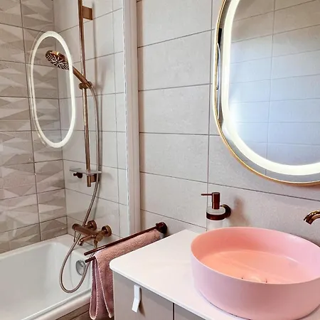 Casa Cagna Piscine Et Jacuzzi *