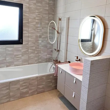 Casa Cagna Piscine Et Jacuzzi *